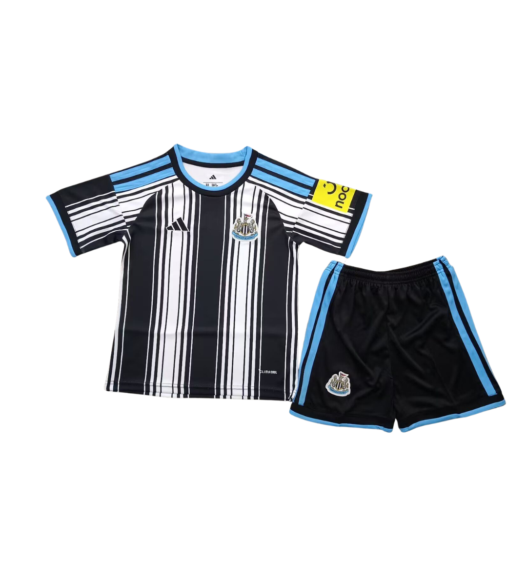 Newcastle United 2026/2027 Home Set (Adults and Kids)