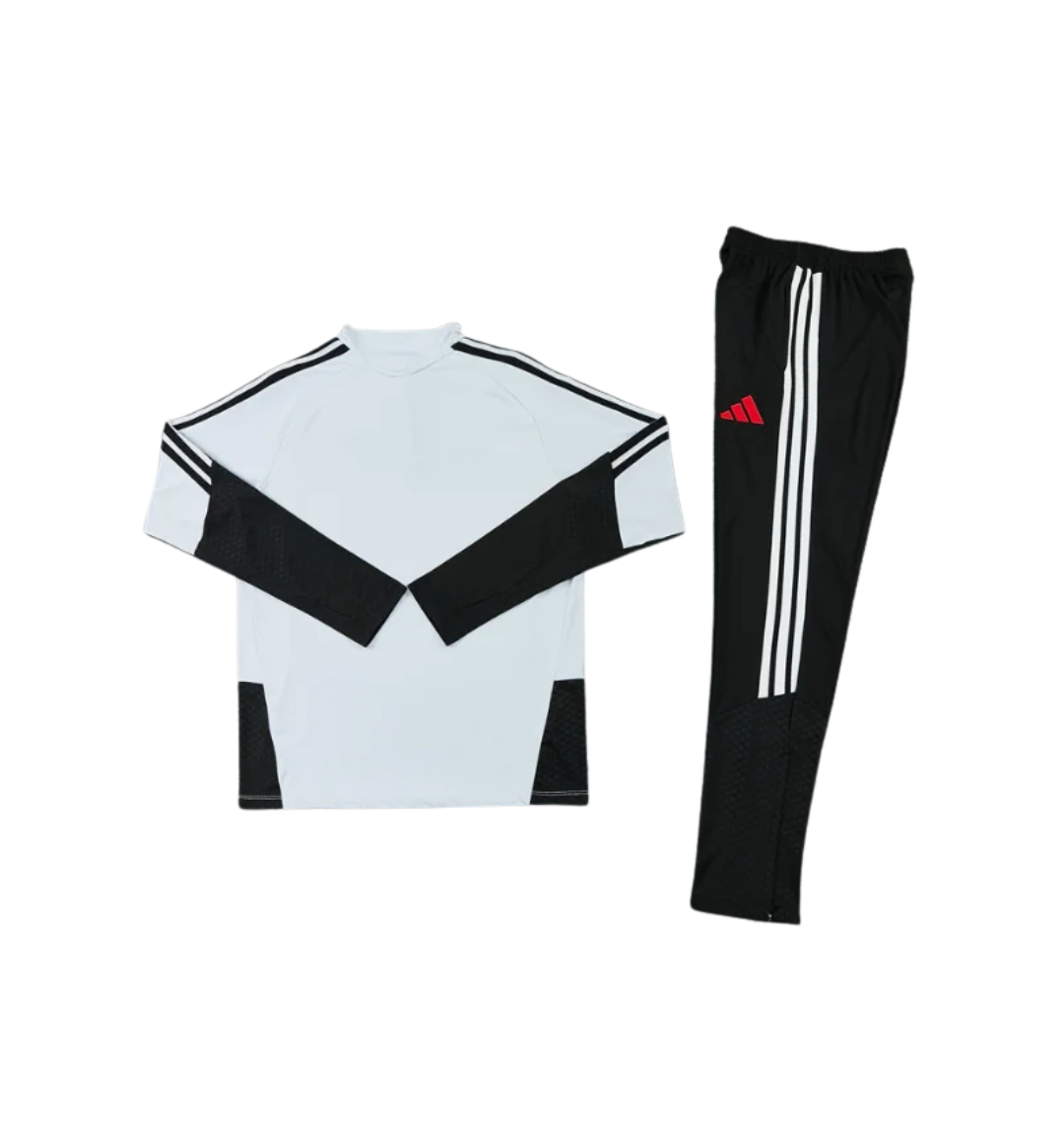 Liverpool 2026/2027 1/4 Zipper Tracksuit Grey