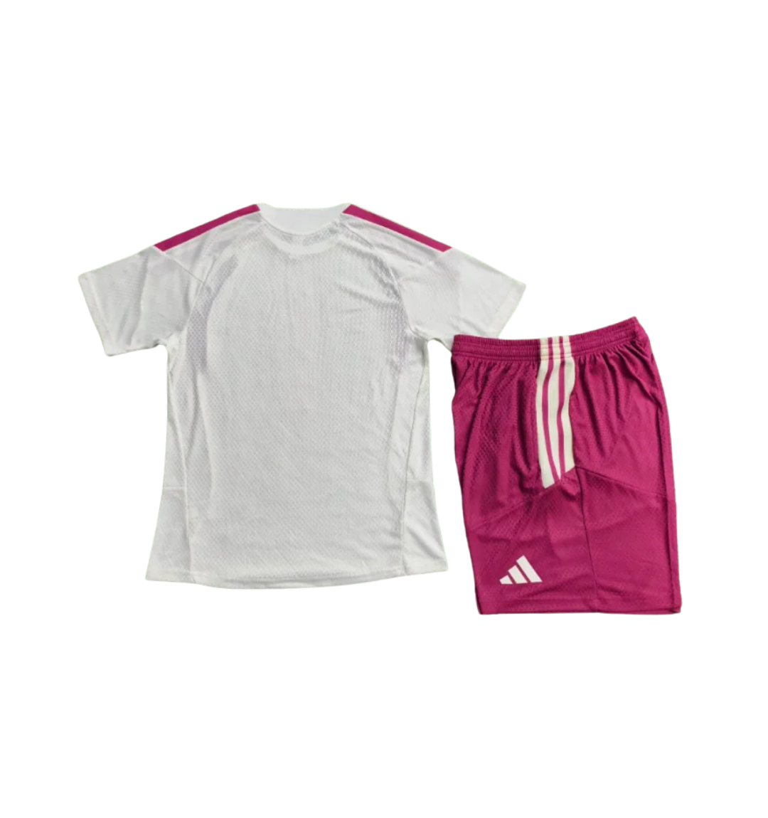 Real Madrid 2026/2027 Short Sleeve/Shorts Tracksuit White/Pink