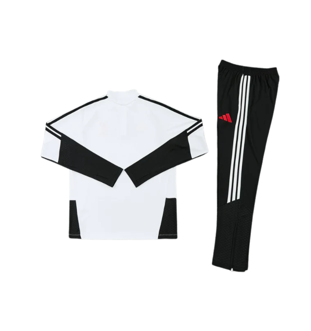 Liverpool 2026/2027 1/4 Zipper Tracksuit White