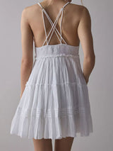 Sexy Babydoll-Minikleid mit V-Ausschnitt, Blumenstickerei und Stufenrock für den Urlaub