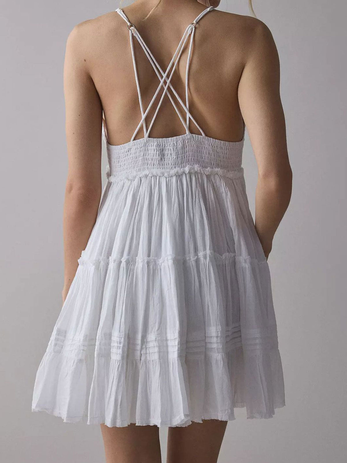 Sexy Babydoll-Minikleid mit V-Ausschnitt, Blumenstickerei und Stufenrock für den Urlaub