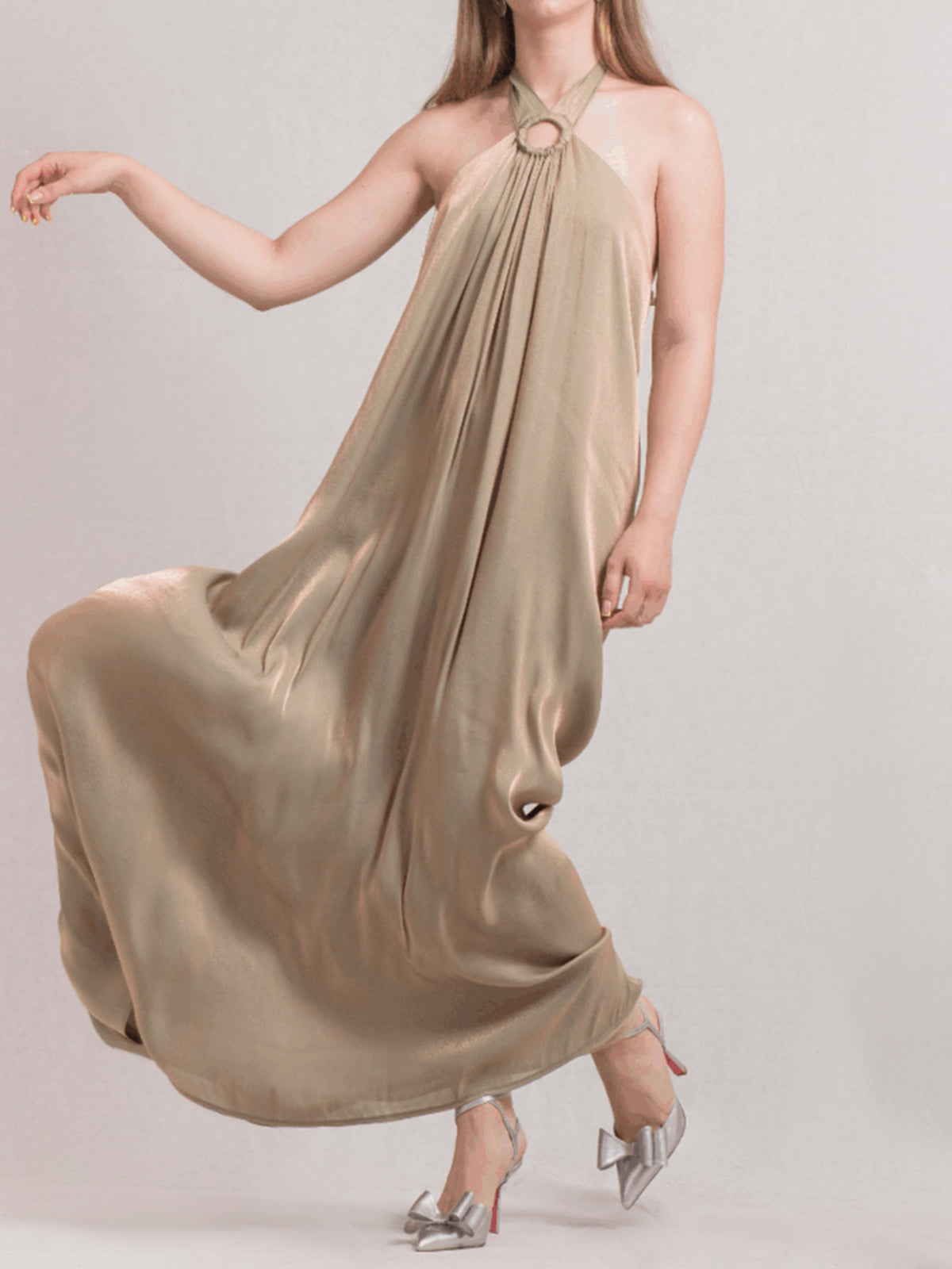 Glitzerndes O-Ring Neckholder Resort Oversized A-Linien Maxikleid