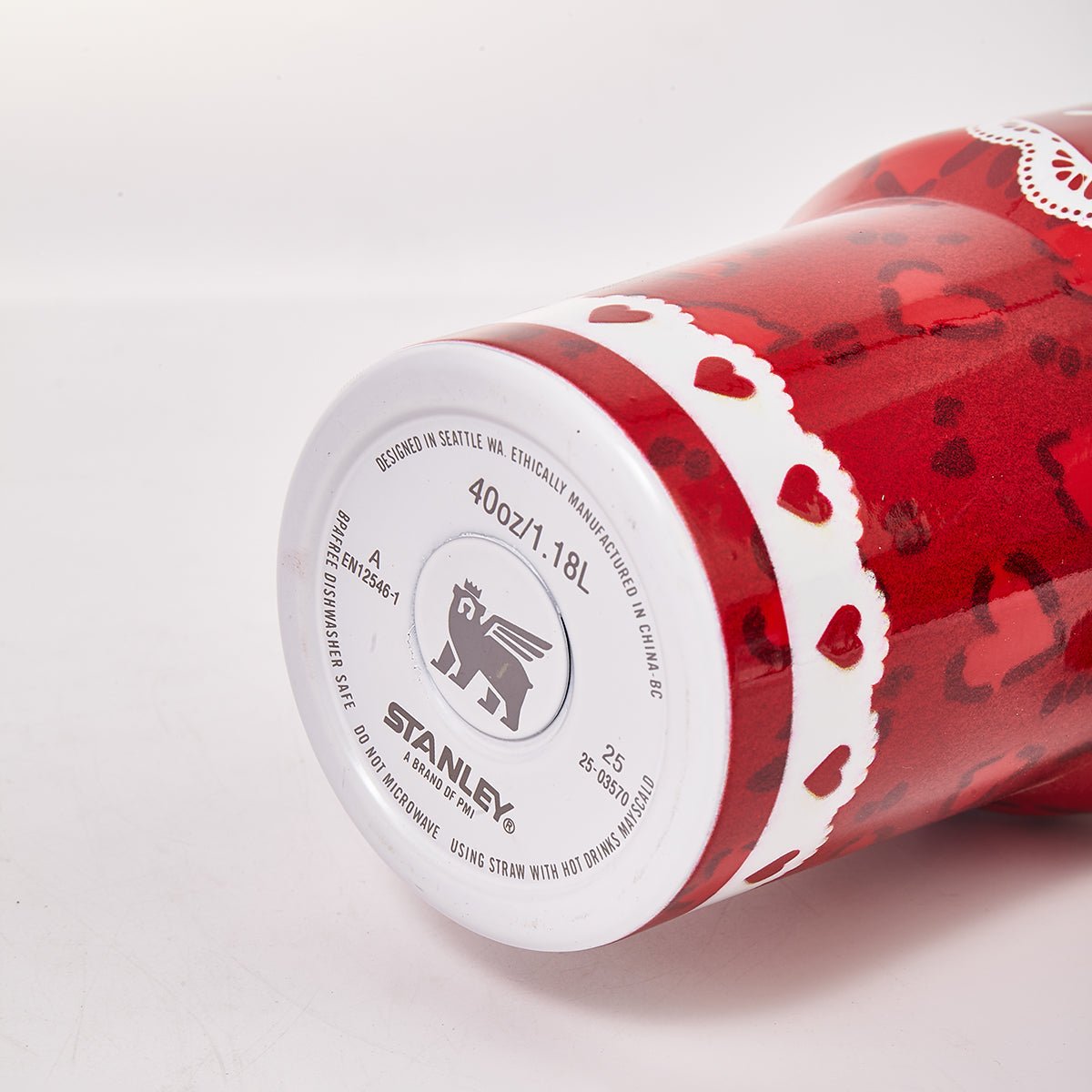 Stanley x Hello Kitty Sweet Hearts Luminous Tumbler - View 16 | Isnib